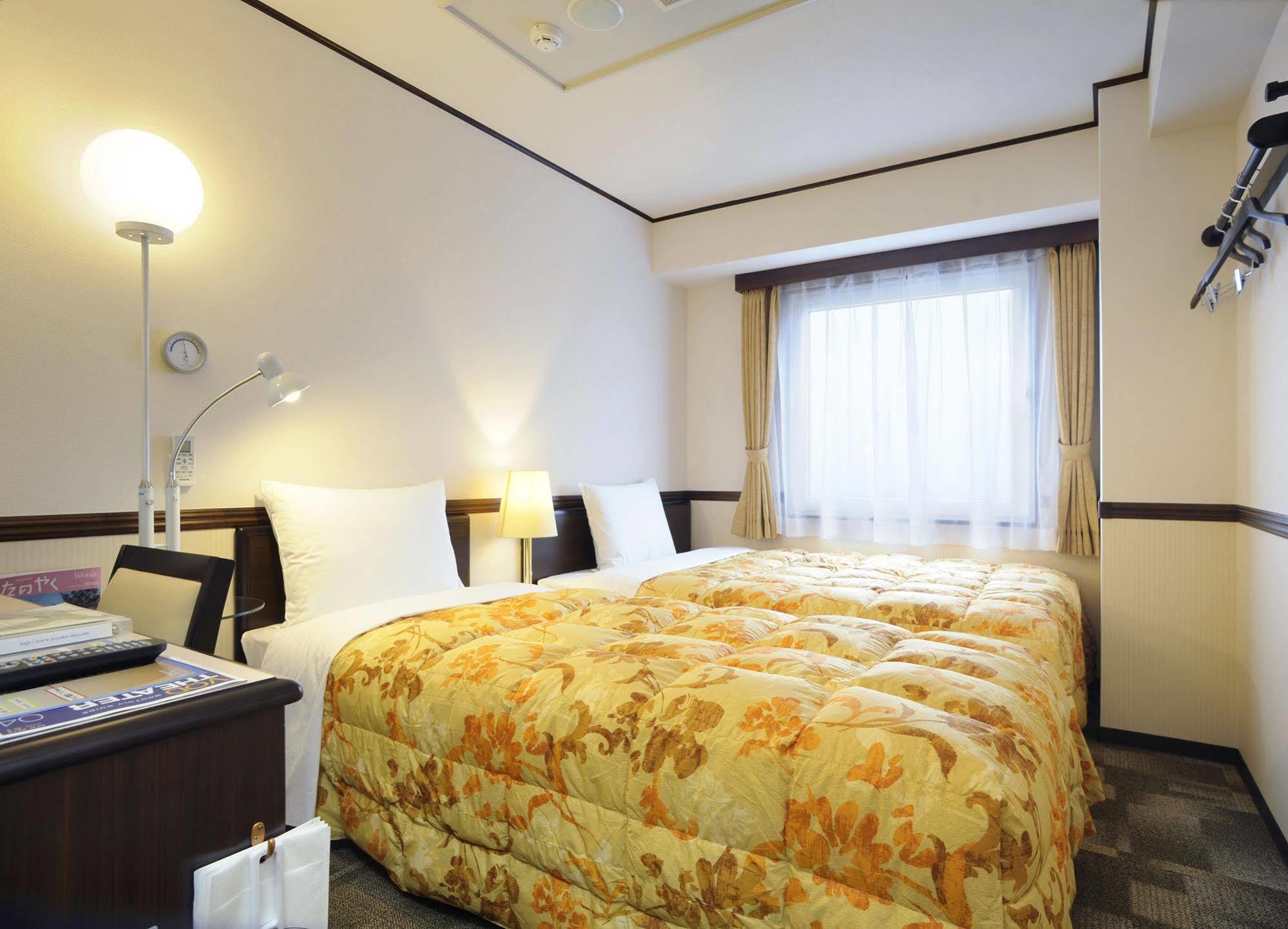 Toyoko Inn Jr Yokohama Sen Sagamihara Ekimae Exterior photo